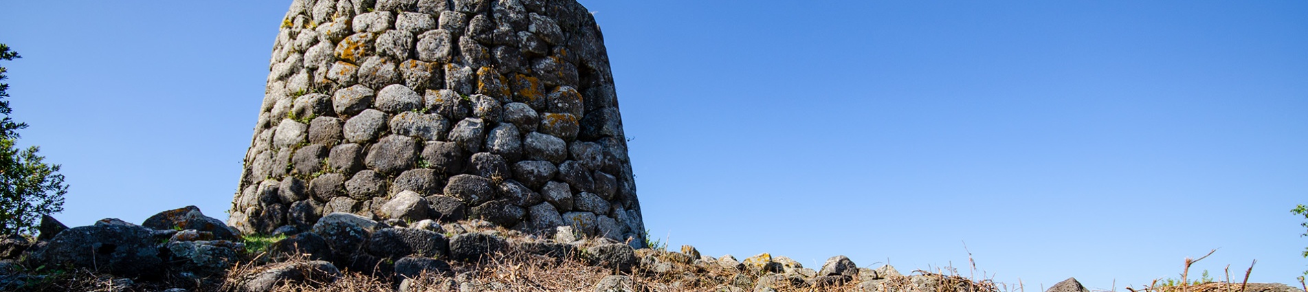 Nuraghe Longu, torre centrale Nuraghe Longu, torre centrale