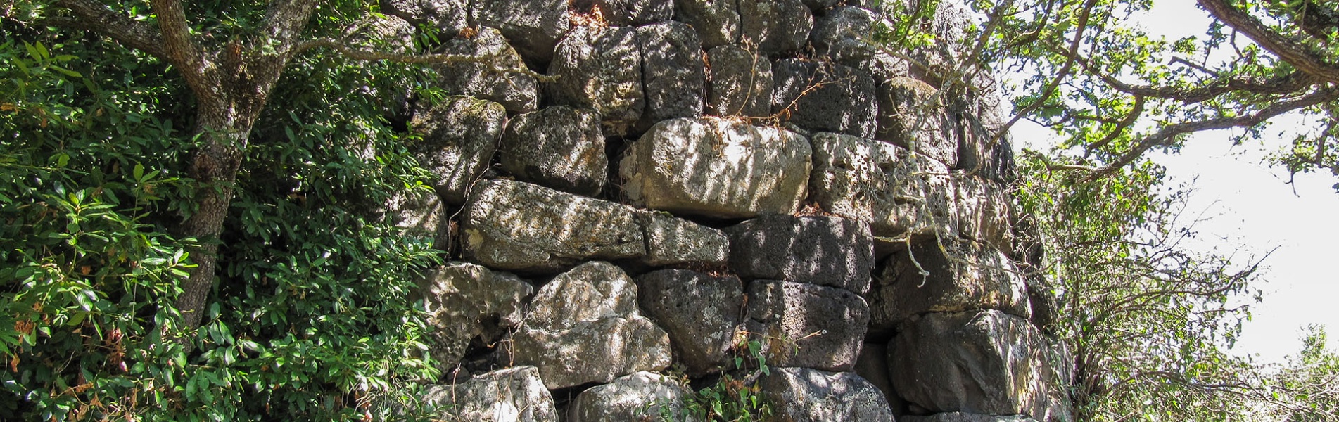 Nuraghe Binzas Nuraghe Binzas