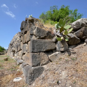 Muraglia megalitica Muraglia megalitica